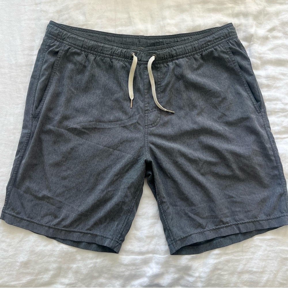 Fair Harbor Men’s Grey Athletic Shorts Size 33